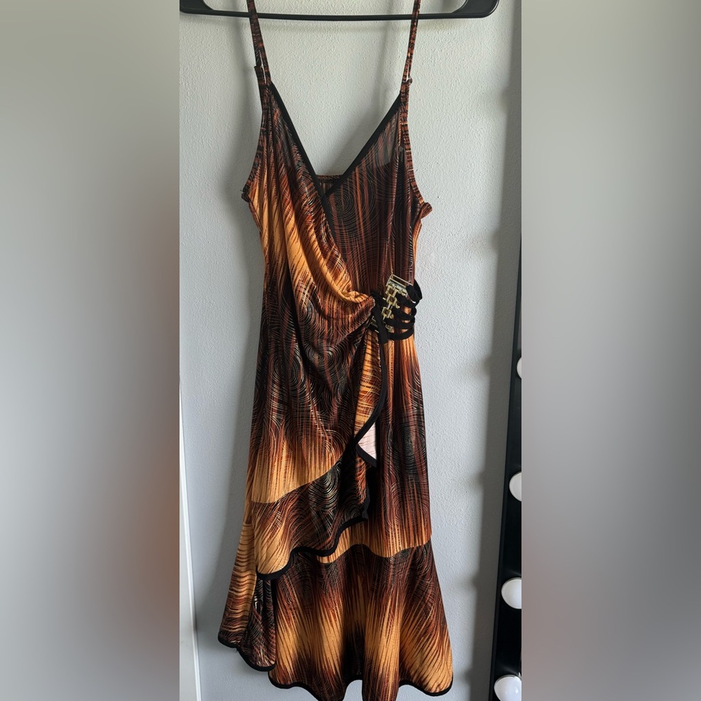Summer dress with spaghetti straps.. Size small/Medium without tags